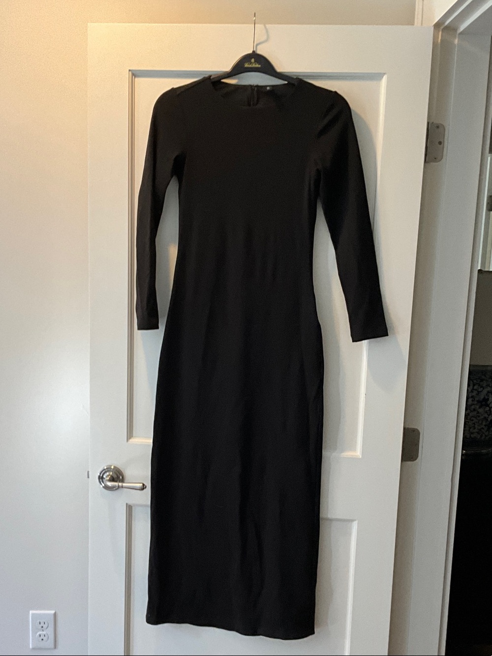 Black Long-Sleeve Midi Dress by Pinsy - Requires seam on back to be fixed.